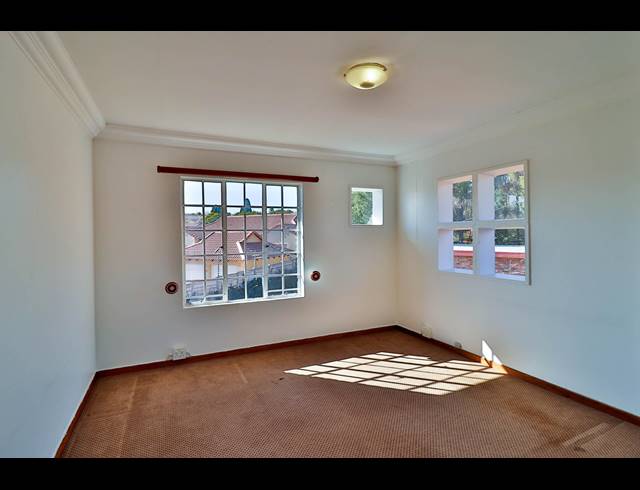 4 BEDROOM HOUSE SOLD IN PRETORIUSPARK